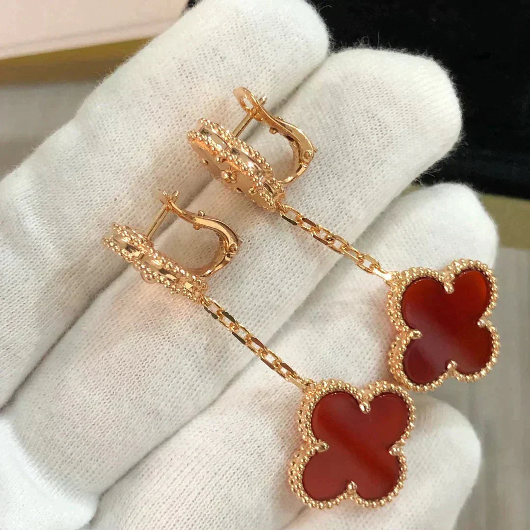 ˇGilded EraˇCLOVER 2 MOTIF LASER CARNELIAN EARRINGS