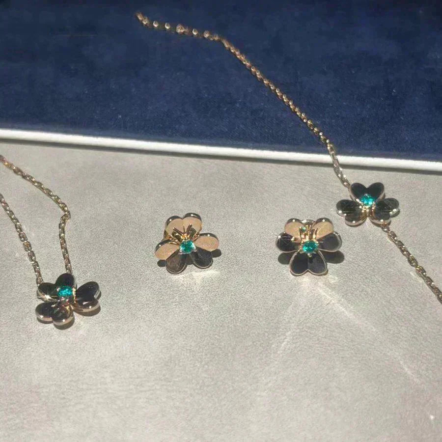 ˇGilded EraˇFRIVOLE FLOWER MALACHITE EARRINGS