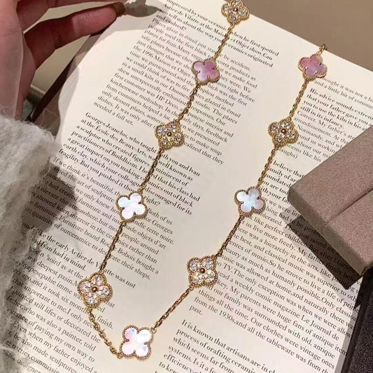 ˇGilded EraˇCLOVER 20 MOTIFS DIAMOND PINK MOP NECKLACE