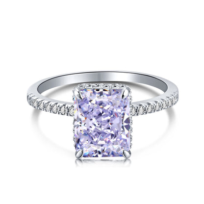 [STREET]Luxurious Engagement Ring