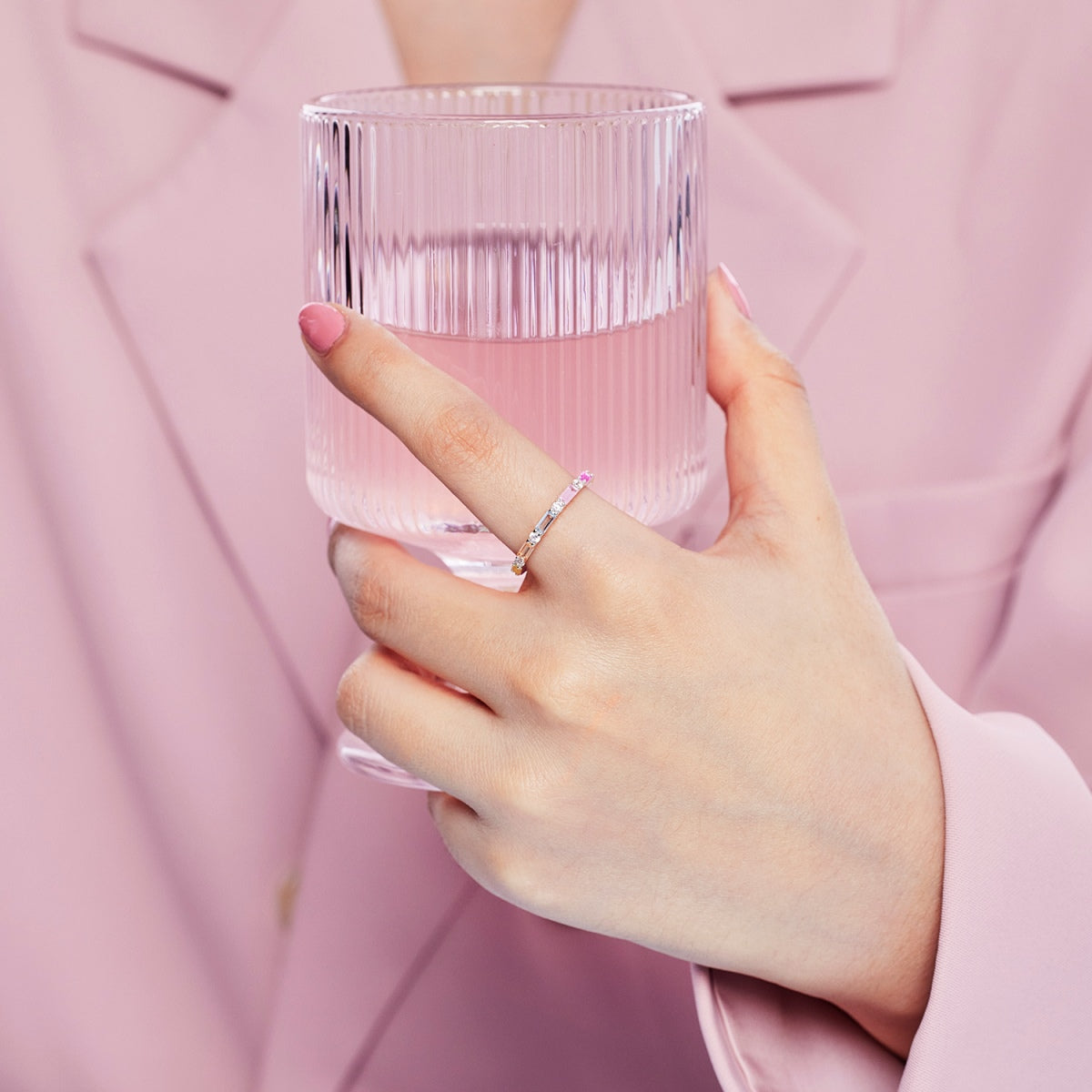 [STREET]Lively In Shades Elegant Radiant Cut Daily Ring