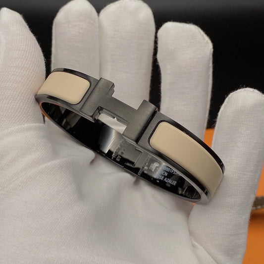 ˇGilded EraˇH BRACELET 12MM BLACK BEIGE CERAMIC