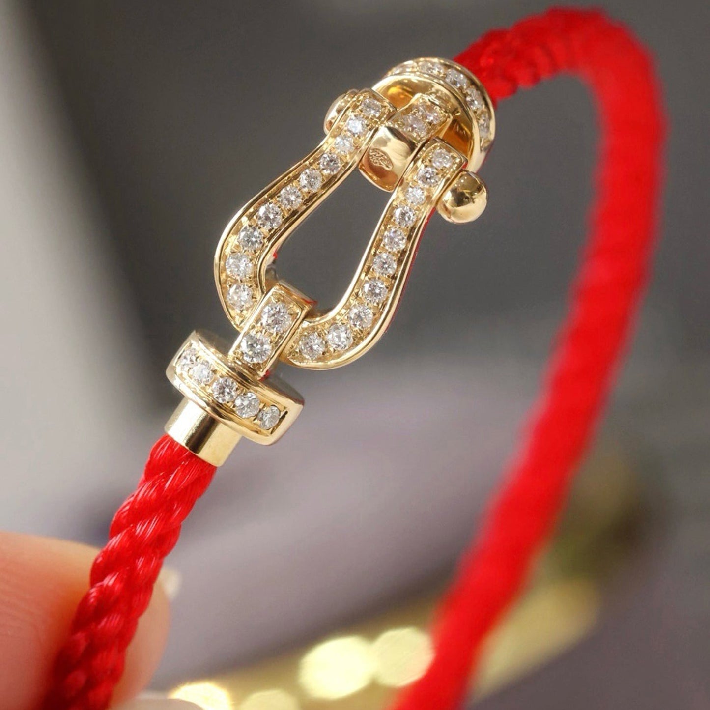 ˇGilded EraˇFORCE LARGE HORSESHOE FULL DIAMOND BRACELET ROSE GOLD