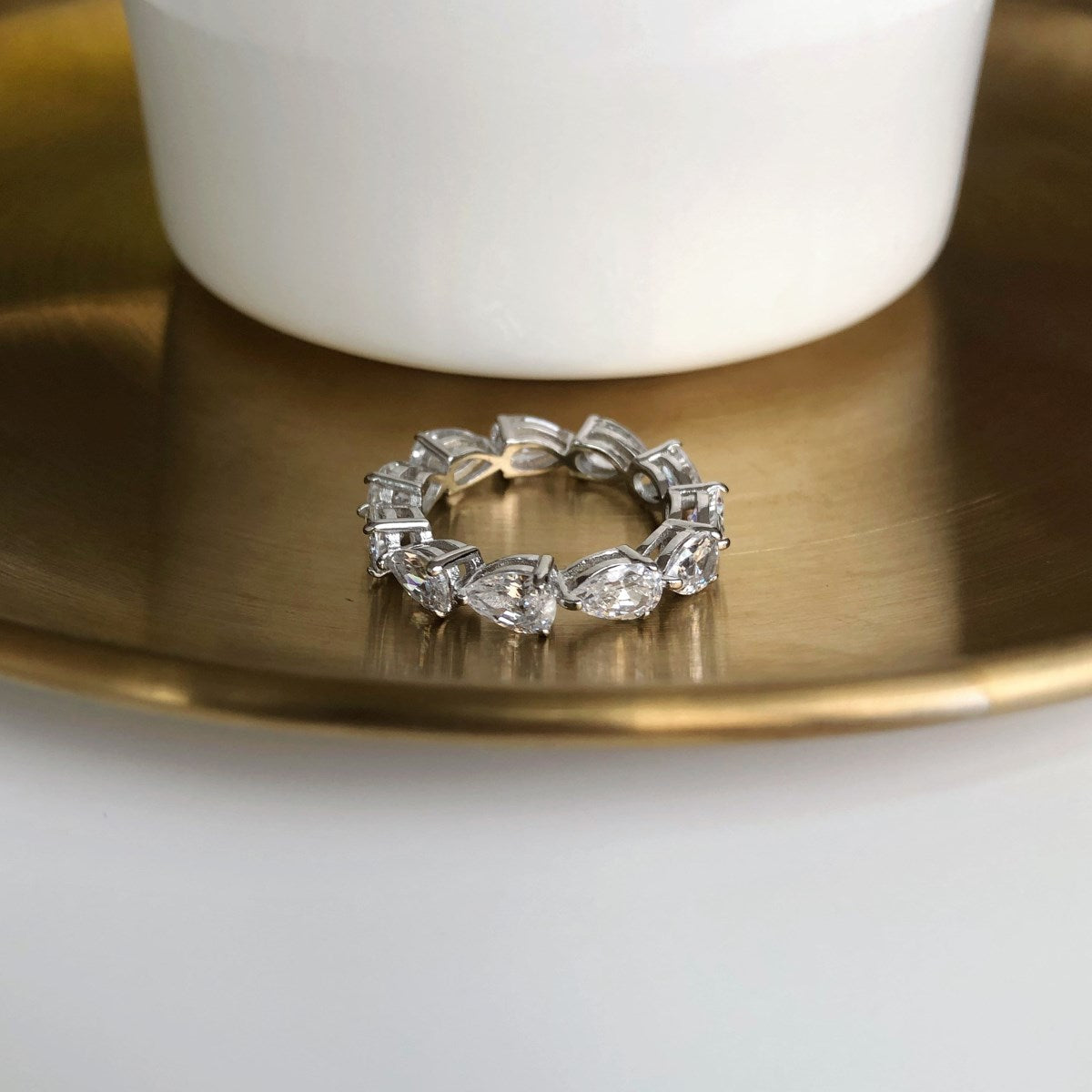 [STREET]Exquisite Pear Cut Tennis Ring