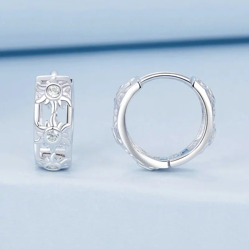 [STREET]White Gold Plated Inifinite Love Hoop Earring