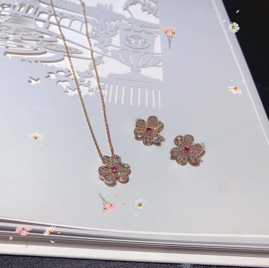 ˇGilded EraˇFRIVOLE PINK GOLD FLOWER DIAMOND EARRINGS